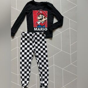 Super Mario|Baby boy/toddler or gender neutral checkered pajama set•••size 5T